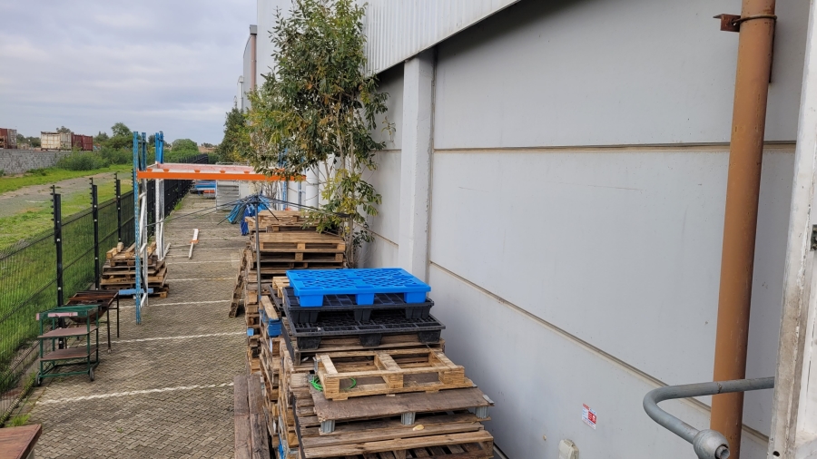 Commercial Property for Sale in Airport Industria Western Cape